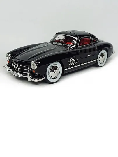 Mеталлическая модель Mercedes-Benz 300SL 1:24 — открывающиеся двери, ретро автомобиль