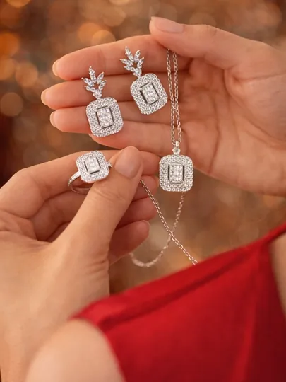 Набор в стиле Swarovski — серьги, кольцо, кулон, в подарочной коробке — HOMESTF-ENGZORSWAROVSKIKOMPLEKT-БЕЛЫЙ