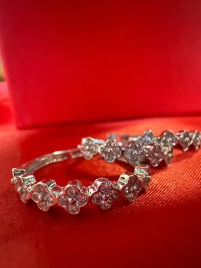 Комплект из серебра 925, для женщин и девочек — нежные серьги и кольцо