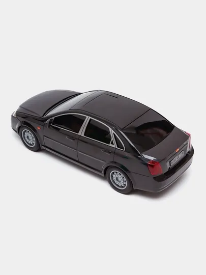Радиоуправляемая модель автомобиля Chevrolet Gentra