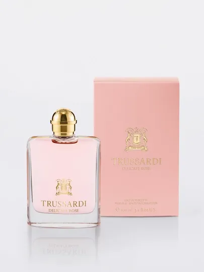 Trussardi Delicate Rose, 100 мл, туалетная вода для женщин, цветочно‑фруктовый аромат
