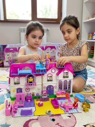 Кукольный домик My Sweet Home с мебелью и светом 3+
