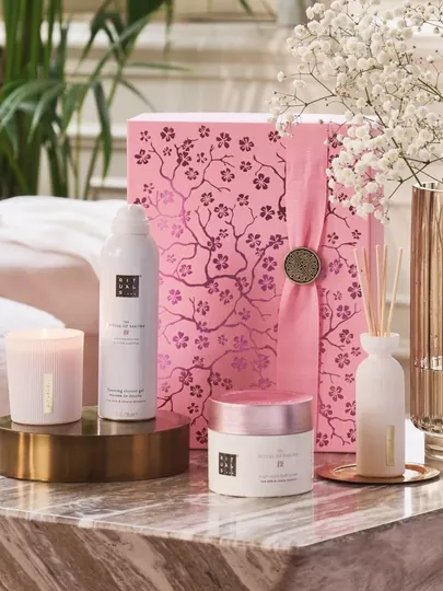 The Ritual of Sakura/Ayurveda – набор косметики для ухода за кожей