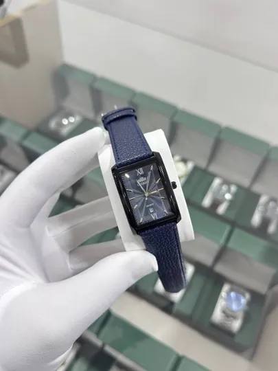 Мужские наручные часы Orient с кварцевым механизмом, в классическом стиле — BRANDLU-ORIENTKVARSMEX001002BATERYS-ЛАЗУР