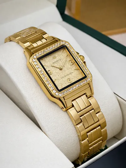 Женские наручные часы Cartier, образ, подходящий к любому стилю, в подарочной коробке — VAQTWAT-85W0005-ЗОЛОТ
