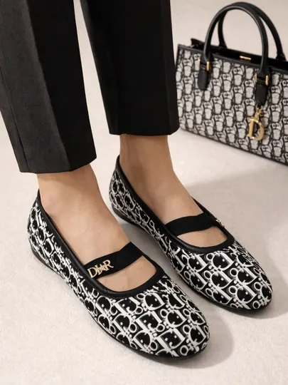 Женские балетки в стиле Dior – удобная и стильная обувь