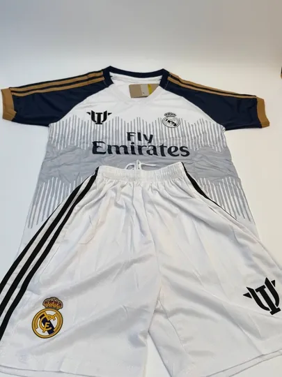 Футбольная форма Реал Мадрида 25/26 — SCATO-REALMADRIDSCATO-ЛЕДЯН-XL