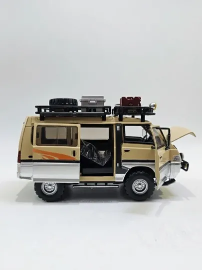 Детализированная масштабная модель Mitsubishi Delica