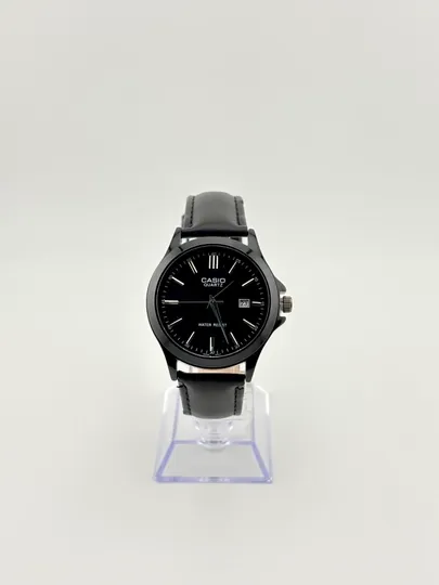 Мужские наручные часы с ремешком из натуральной кожи — MCM-778899-ЧЕРН