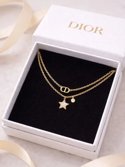 Женский браслет в стиле Dior с двойной цепочкой