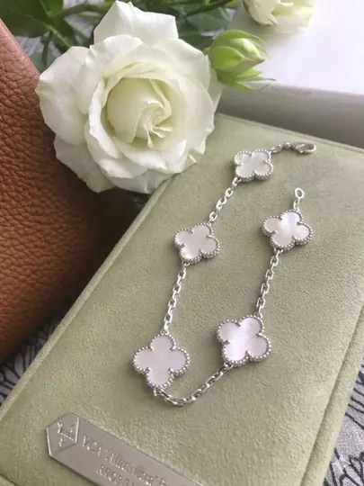 Браслеты для женщин и девушек Van Cleef, не меняет цвет и не темнеет — HОМЕМАL-БРАСЛЕТHM-КОНФЕТН